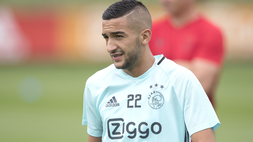 曼联天才边锋萌生去意，报价太高吓退意甲豪门，切尔西6000万欧买他.